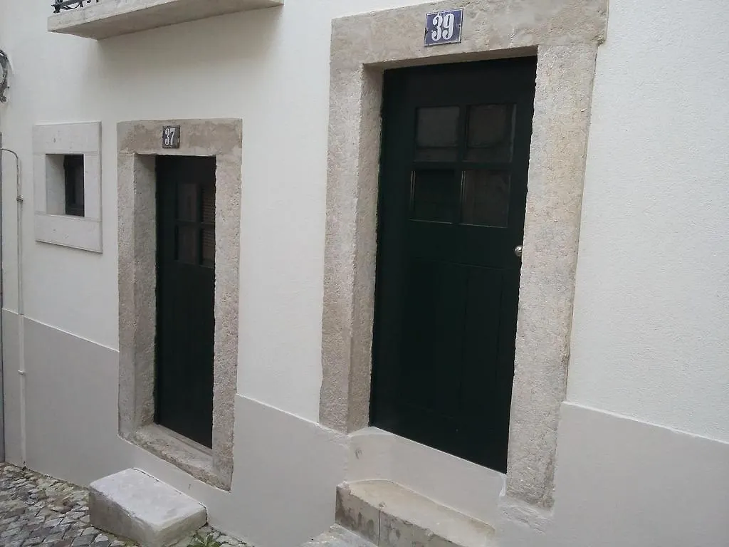 Alma Moura Residences Lisboa 0*,