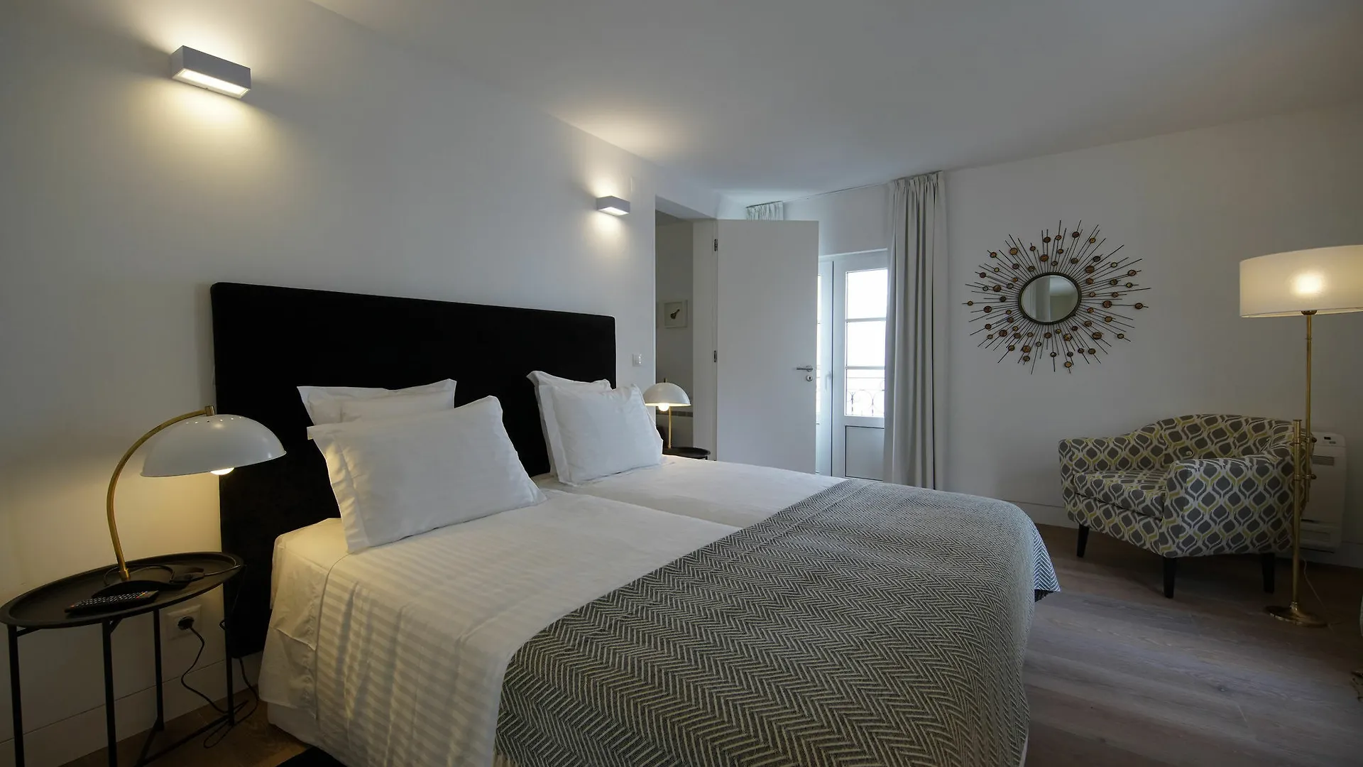 Lägenhet Alma Moura Residences Lisboa